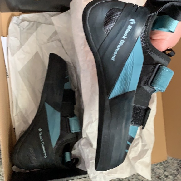 Focus Women’s Climbing Shoes - Picture 3 of 4